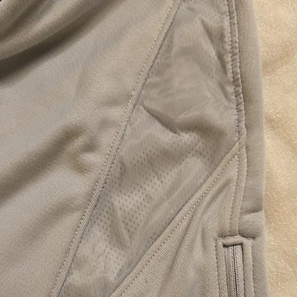 Under Armour Women's Light Gray Active Pantsuit - Picture 11 of 15